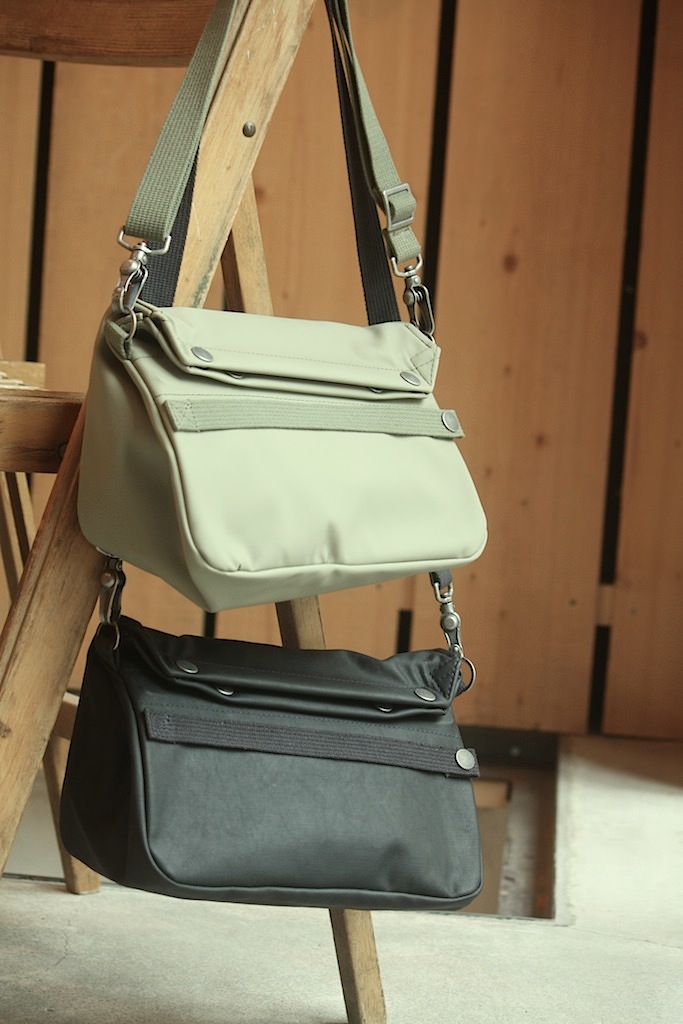 購入希望なのですがANATOMICA SMALL SHOULDER BAG オリーブ