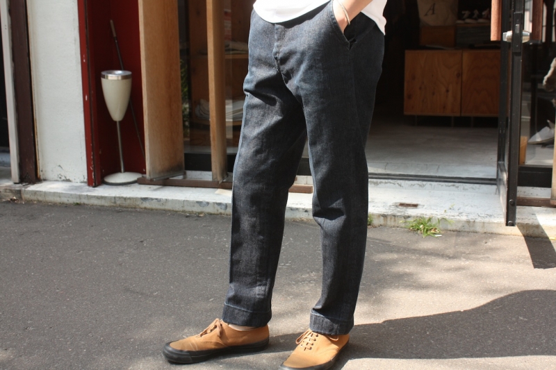 セール価格 anatomica トリムフィットパンツ ツイル - パンツ