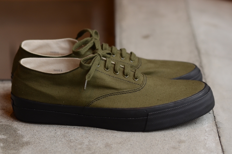 エッセンシャルコンフォート WAKOUWA DECK SHOES OLIVE CZ TENT US8