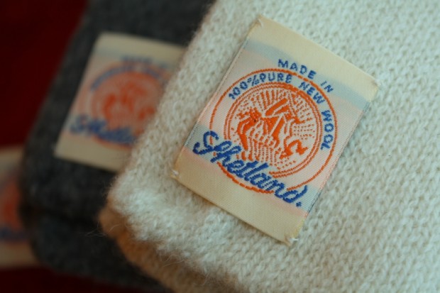 Andersons / SHETLAND WOOL MUFFLER