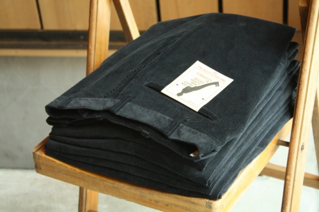 TRIM FIT PANTS / DARK NAVY CORDUROY