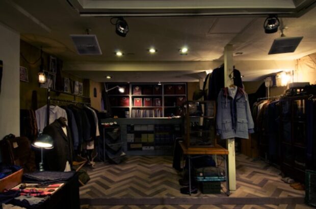 DOLMAN / ENGLISH MOLESKIN BLACK —約30年間変わらない一着
